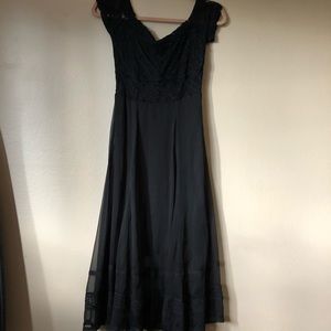 FREE PEOPLE LACE DRESS